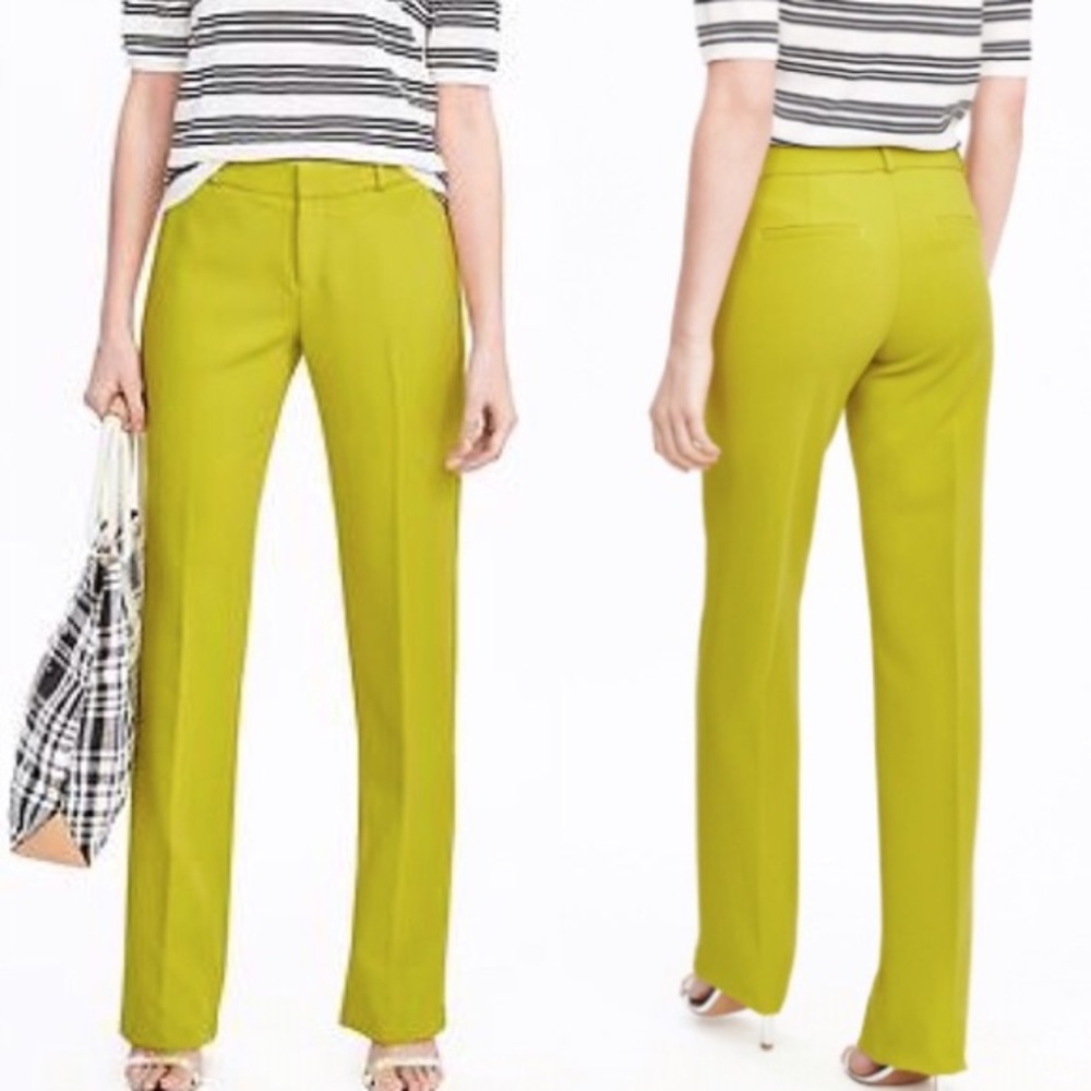 BR mid rise straight fit through hip trouser Logan Fit Inseam 33“